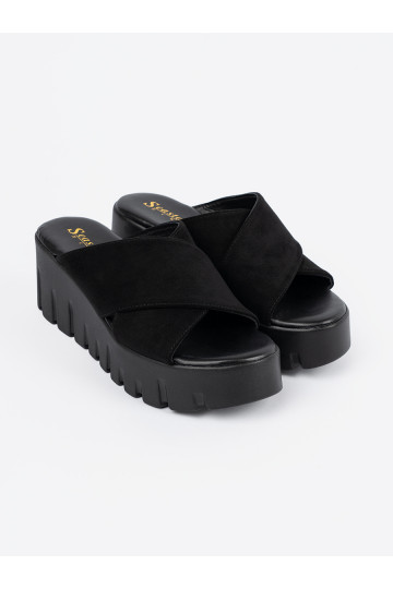 ze semiše Pantofle   Černé 2