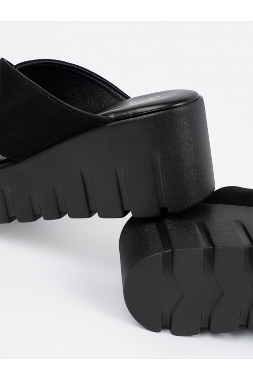 ze semiše Pantofle   Černé ze semiše Pantofle   Černé