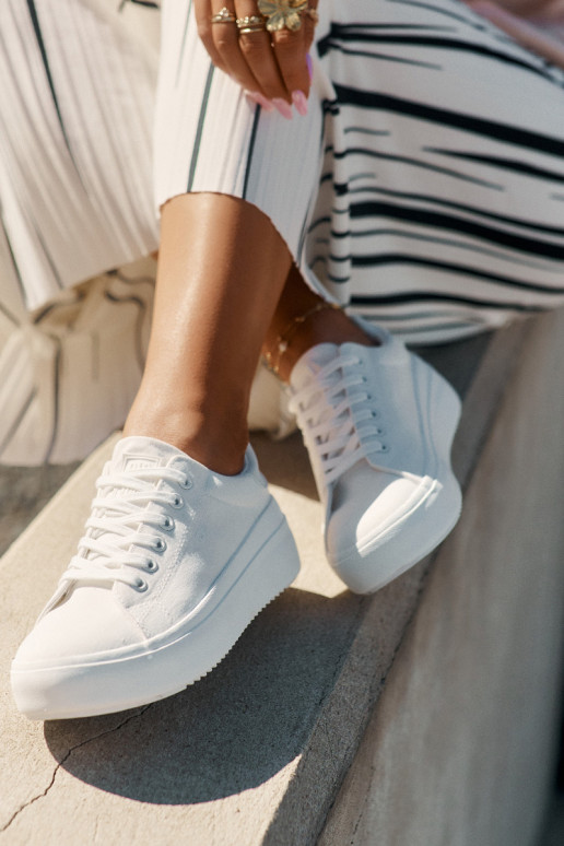 Ležérní obuv s platformou Big Star RR274463 bílé  Ležérní obuv s platformou Big Star RR274463 bílé