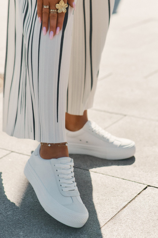 Ležérní obuv s platformou Big Star RR274337 bílé