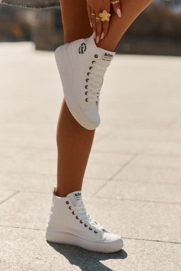 Ležérní obuv s platformou Lee Cooper LCW-25-44-3209L Biale