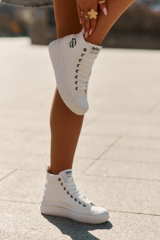 Ležérní obuv s platformou Lee Cooper LCW-25-44-3209L Biale Ležérní obuv s platformou Lee Cooper LCW-25-44-3209L Biale