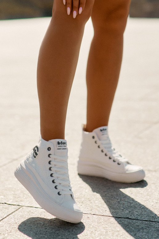 Ležérní obuv s platformou Lee Cooper LCW-25-44-3209L Biale Ležérní obuv s platformou Lee Cooper LCW-25-44-3209L Biale