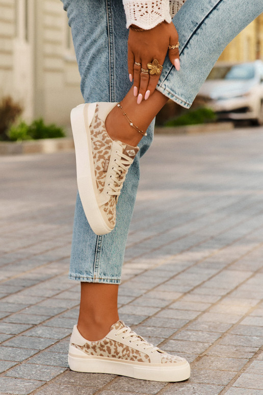 Ležérní obuv se vzory leopardí kožešiny Lee Cooper LCW-25-02-3330L béžové  Ležérní obuv se vzory leopardí kožešiny Lee Cooper LCW-25-02-3330L béžové