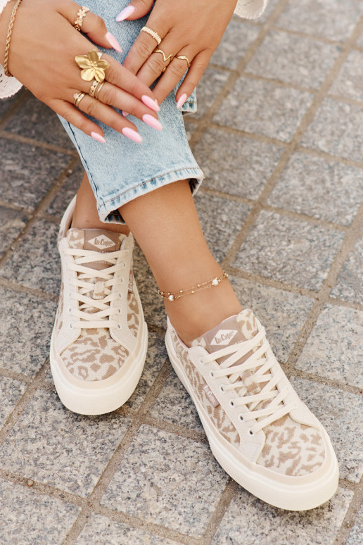 Ležérní obuv se vzory leopardí kožešiny Lee Cooper LCW-25-02-3330L béžové  Ležérní obuv se vzory leopardí kožešiny Lee Cooper LCW-25-02-3330L béžové