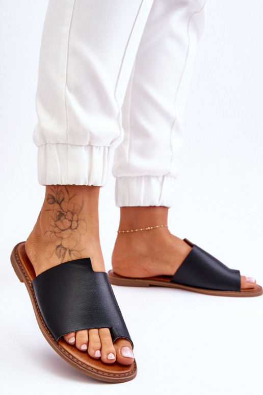  Pantofle  Černé Amite