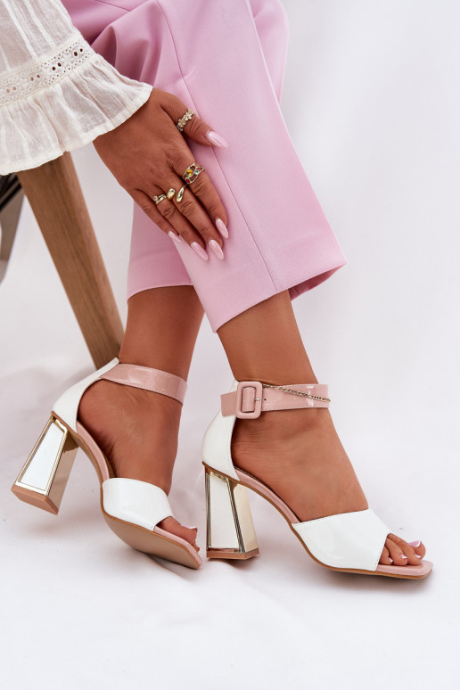 Lakované dámské sandály s podpatky Vinceza 20266 bílé Lakované dámské sandály s podpatky Vinceza 20266 bílé