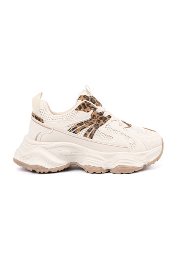 Tenisky s masivním podpatkem