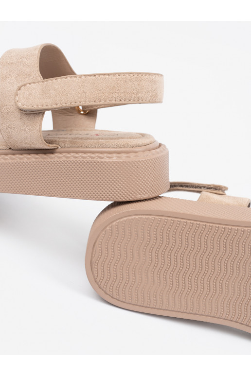 Žabky  s platformou z wycięciami Žabky  s platformou z wycięciami