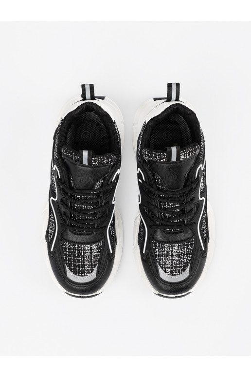 Černé Tenisky z ozdobnymi wstawkami