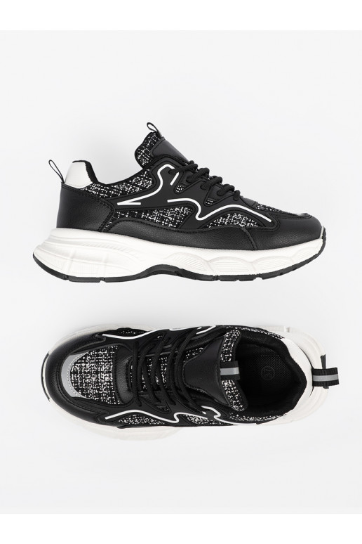 Černé Tenisky z ozdobnymi wstawkami