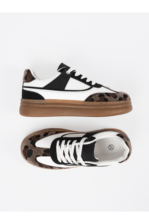 Tenisky  z wstawkami  Tenisky  z wstawkami