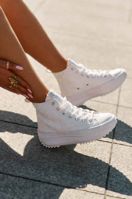 ležérní obuv s borovicovou šiškou  Lee Cooper LCW-25-31-3461L bílé ležérní obuv s borovicovou šiškou  Lee Cooper LCW-25-31-3461L bílé