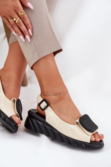  Lakované dámské sandály   Artiker 56C1567 béžové