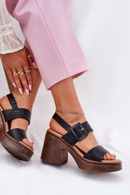 Dámské sandály se širokým podpatkem a platformou Vinceza 17387 Černé Dámské sandály se širokým podpatkem a platformou Vinceza 17387 Černé