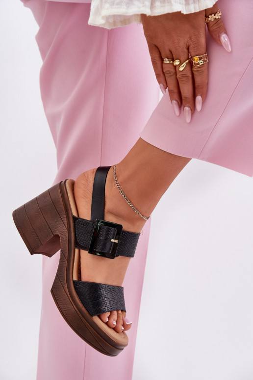 Dámské sandály se širokým podpatkem a platformou Vinceza 17387 Černé Dámské sandály se širokým podpatkem a platformou Vinceza 17387 Černé