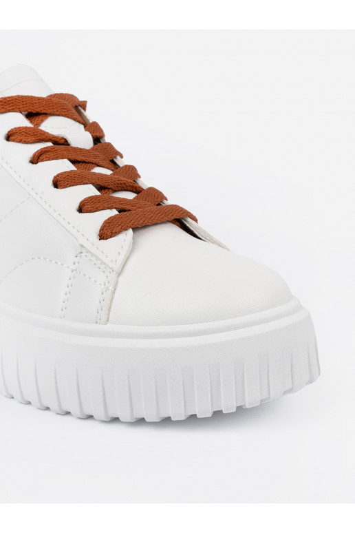 bílé Tenisky mi wstawkami