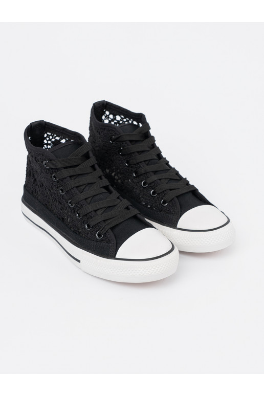 s ažurovými prvky Černé boty 