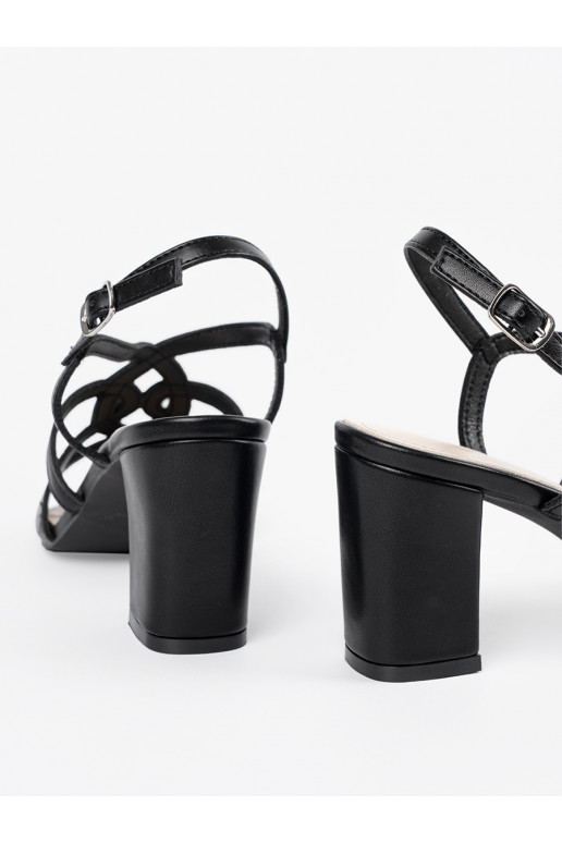 Černé sandály   Černé sandály