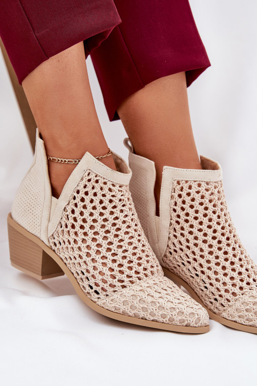 Ažūriniai aulinukai su kulniukai Ažūriniai aulinukai su kulniukai