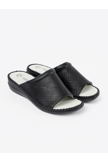 Pantofle ze skórzaną wkładką Černé 2