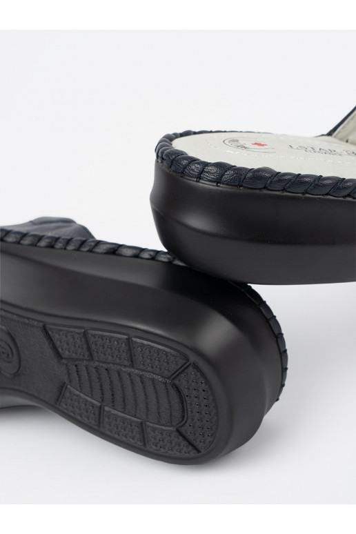 Pantofle  ze skórzaną wkładką modrá