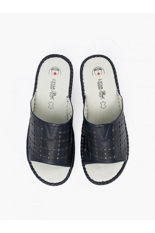 Pantofle  modrá  Pantofle  modrá