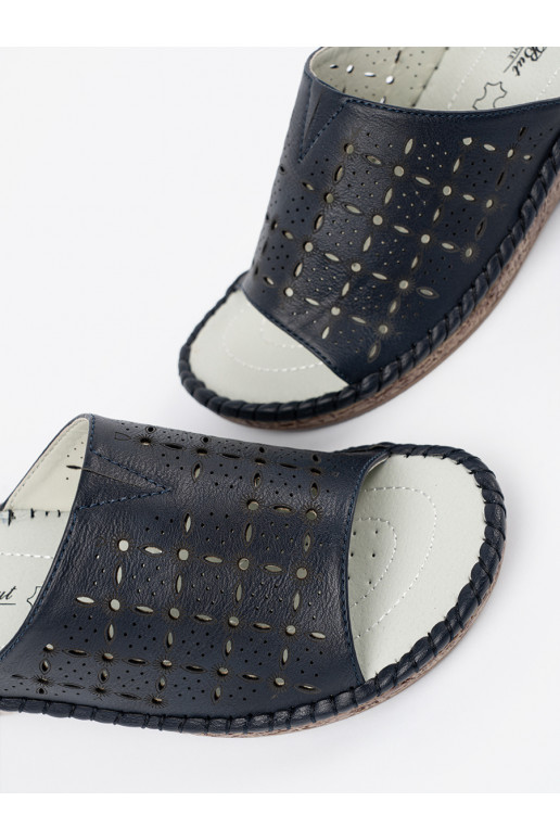 Pantofle  modrá  Pantofle  modrá