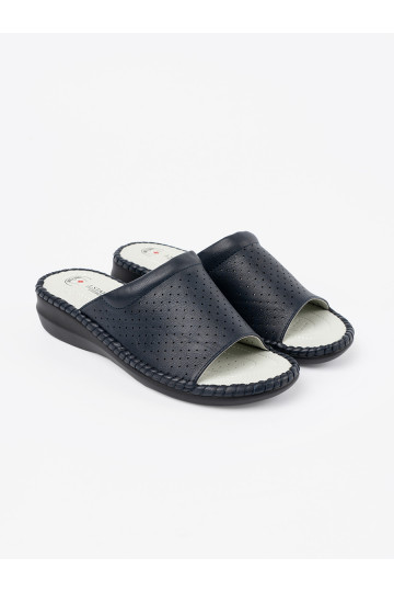 Pantofle ze skórzaną wkładką modrá 2