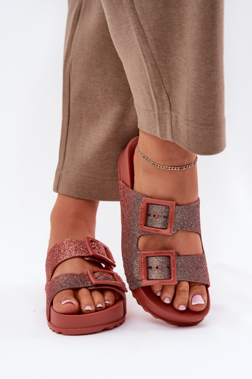  Dámské pantofle se třpytkami I s přezkamimi  RR285025 růžová