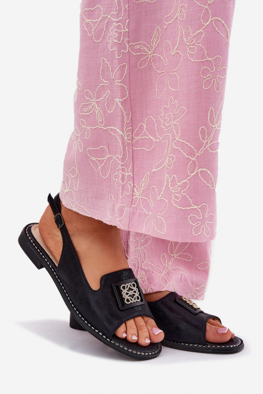 Elegantní styl Dámské sandály s širokými podpatky s ornamenty S.Barski KV51-082 Černé Elegantní styl Dámské sandály s širokými podpatky s ornamenty S.Barski KV51-082 Černé