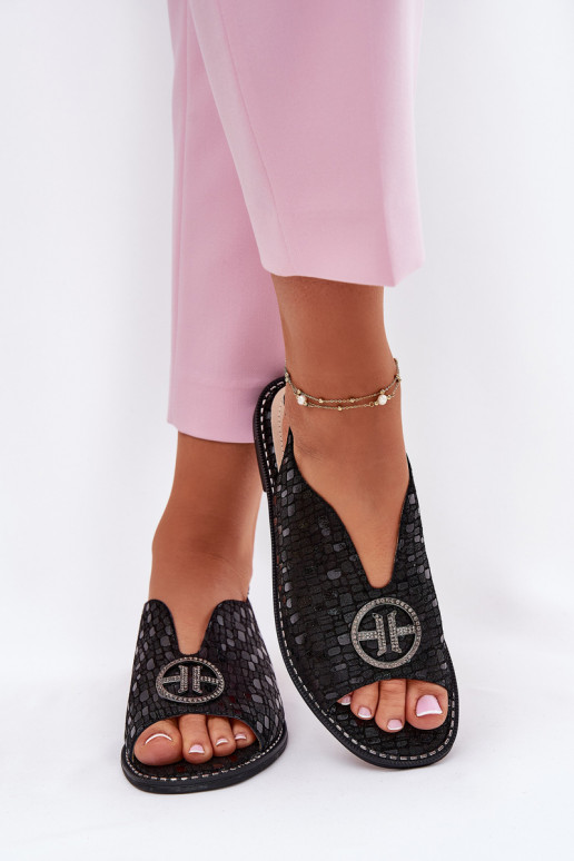 Dámské sandály s širokými podpatky s ornamenty S.Barski KV51-094 Černé Dámské sandály s širokými podpatky s ornamenty S.Barski KV51-094 Černé