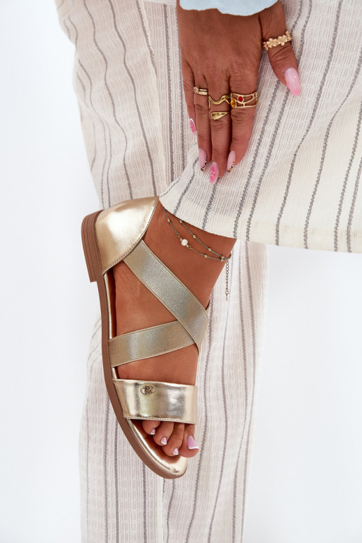 Ploché dámské sandály Z Elastycznymi Paskami zlaté barvy Marinea Ploché dámské sandály Z Elastycznymi Paskami zlaté barvy Marinea