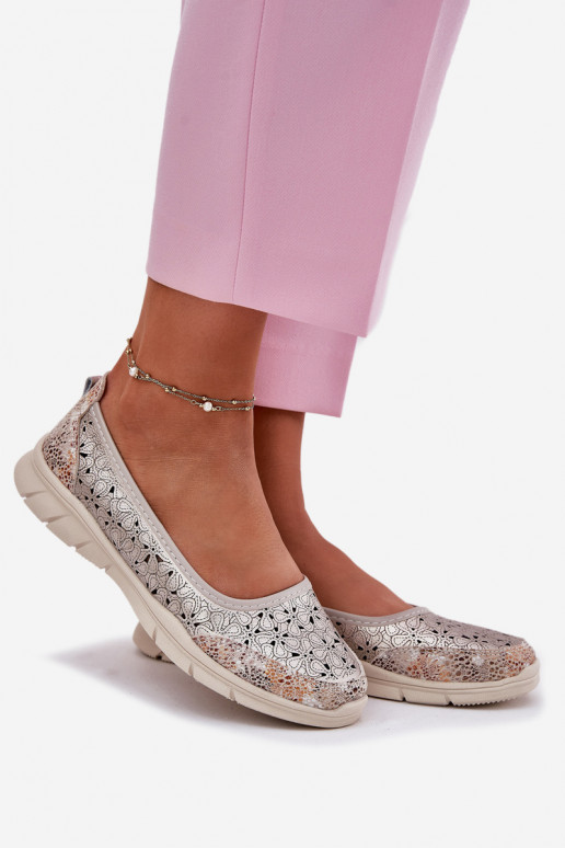  s ažurovými prvky  baleríny zlaté barvy Leaneila