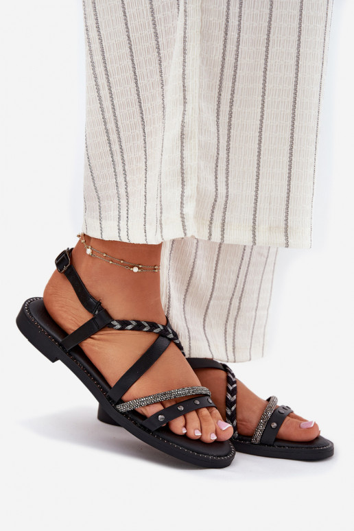 Ploché sandály s popruhy Vinceza 17379 Černé Ploché sandály s popruhy Vinceza 17379 Černé