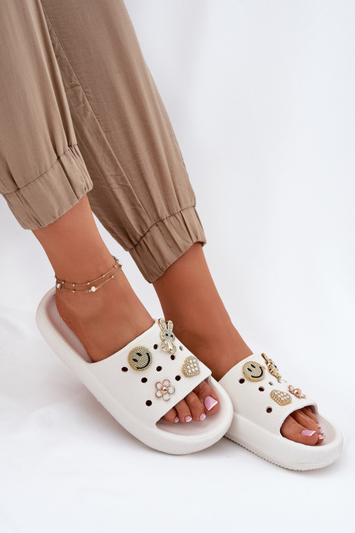 Dámské pantofle  Z Przypinkami Vinceza 76055 bílé