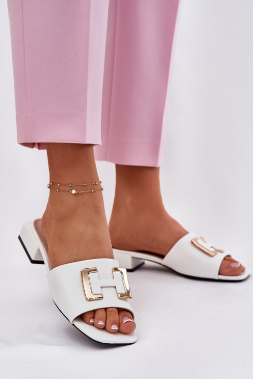 Elegantní styl Dámské pantofle  Ze zlaté barvym Detalem Vinceza 62229 bílé Elegantní styl Dámské pantofle  Ze zlaté barvym Detalem Vinceza 62229 bílé