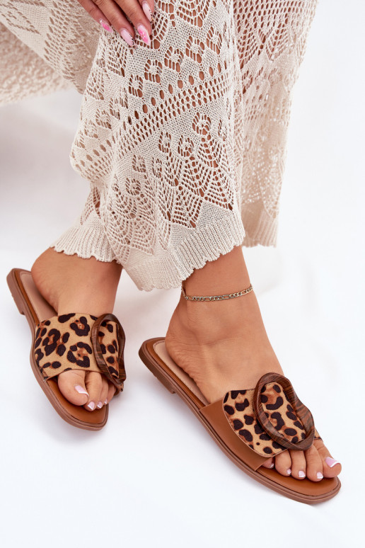 Pantofle  zdobené s přezkami se vzory leopardí kožešiny Luwam