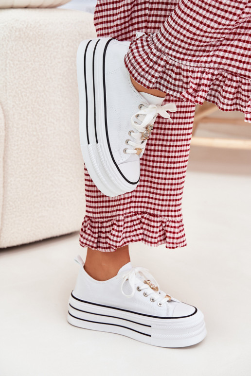 Ležérní obuv s platformou Ze zlaté barvymi Przypinkami bílé Fiorina Ležérní obuv s platformou Ze zlaté barvymi Przypinkami bílé Fiorina