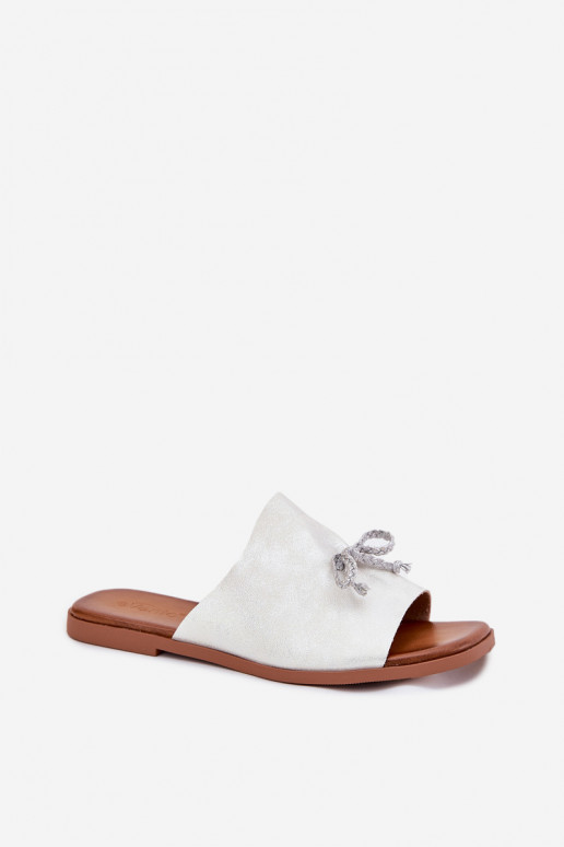 Dámské pantofle s širokými podpatky  stříbrné barvy Norela