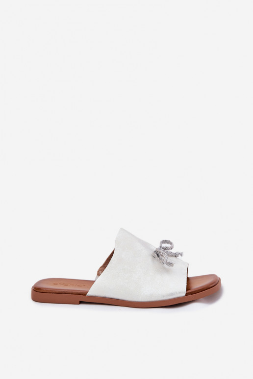 Dámské pantofle s širokými podpatky  stříbrné barvy Norela