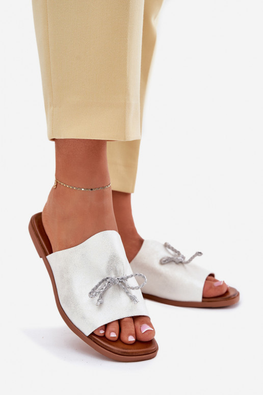 Dámské pantofle s širokými podpatky  stříbrné barvy Norela