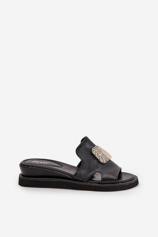 Moteriškos šlepetės su ornamentais... Moteriškos šlepetės su ornamentais...