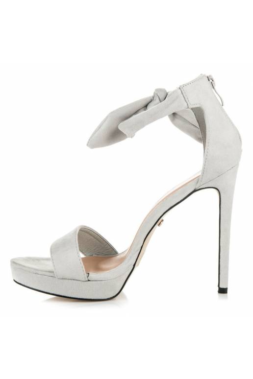 Zomšiniai pilki aukštakulniai...