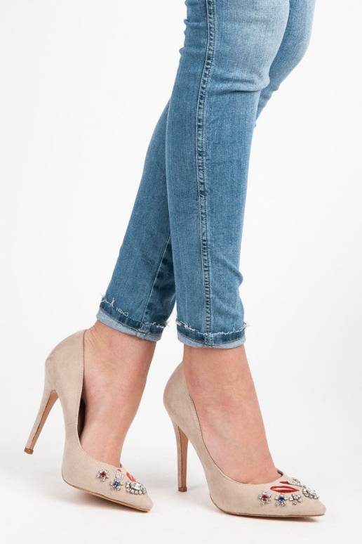 Zomšiniai smėlio spalvos bateliai su...