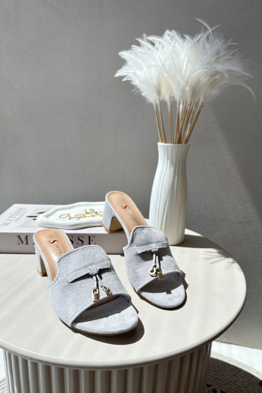 Dámské pantofle Z z eko semišeu s podpatky šedá Jemenna