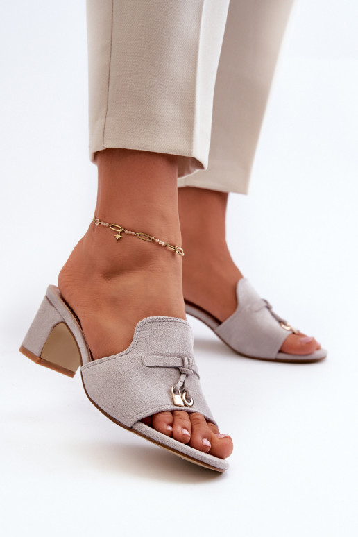 Dámské pantofle Z z eko semišeu s podpatky šedá Jemenna