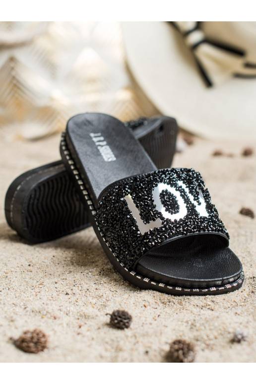 Plätud platvormiga LOVE Plätud platvormiga LOVE