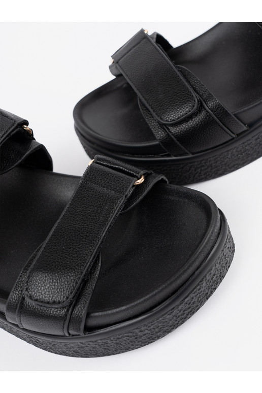 Černé  sandály s platformou Černé  sandály s platformou