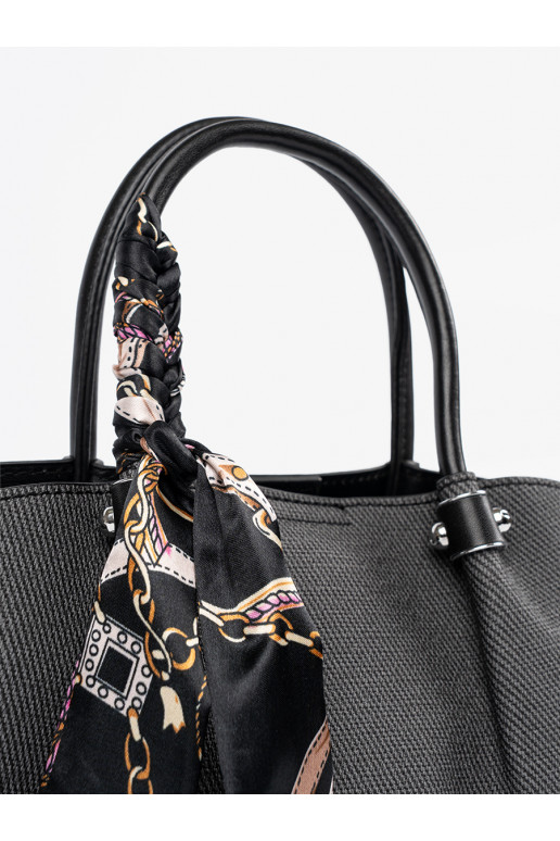 černá średnia kabelka z ozdobną chustą